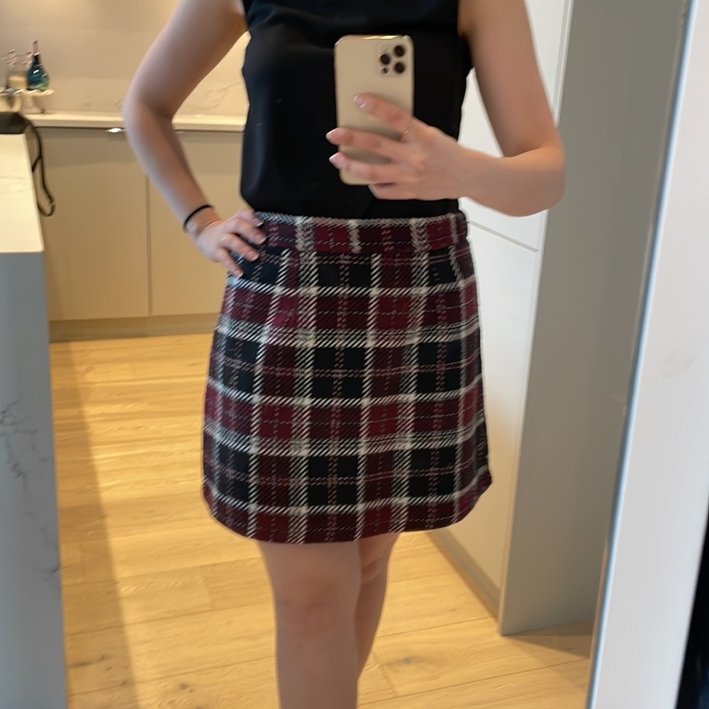 Short warm skirt
